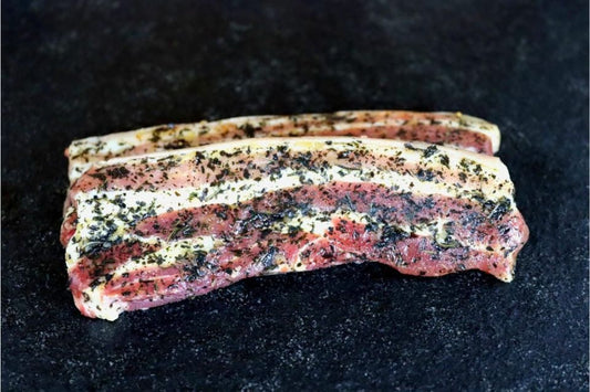 Fleică de porc în marinadă mediteraneană